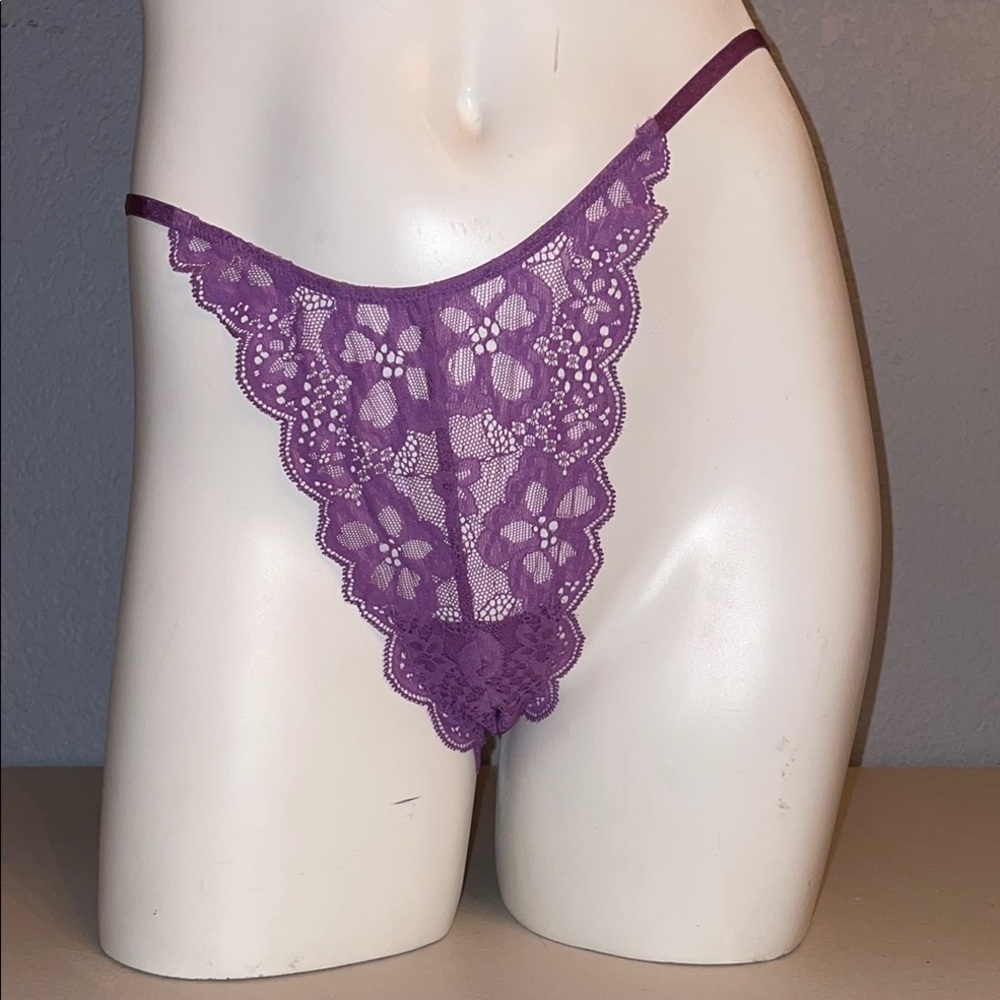 Victoria’s Secret Brazillian Thong Lavendar Lace VS Panties